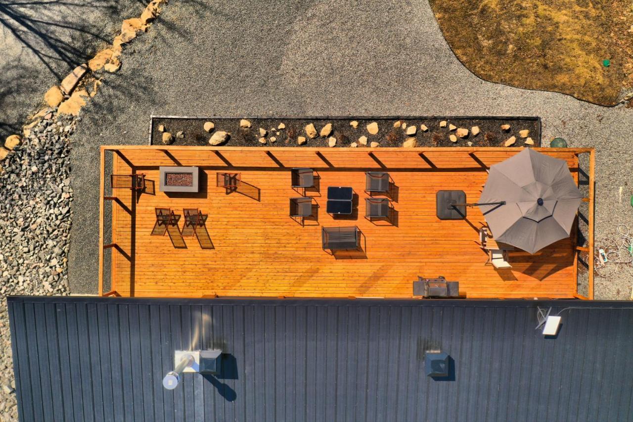 Kallm-Mont-Tremblant Chalet With Hot Tub, Pond & Beach On Private 7Acre Estate Lac Superieur Bagian luar foto